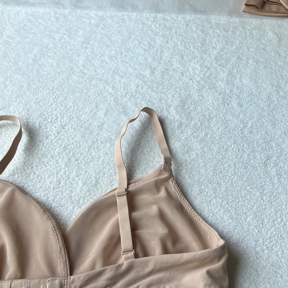 SKIMS Fits Everybody Crossover Bralette
